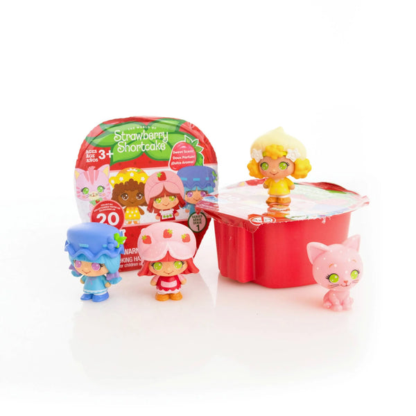 Strawberry Shortcake 1.5" Blind Cheebes Figures