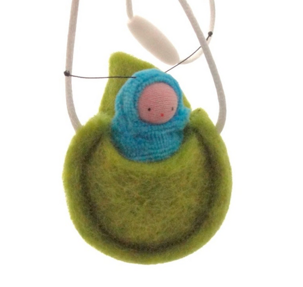 Caterpillar Necklace - TREEHOUSE kid and craft